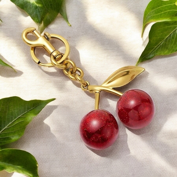 🆕️ Glitzy Cherry Delight Fashion Glitter Resin Cherry Bag Gold Charm Keychain - Picture 6 of 13